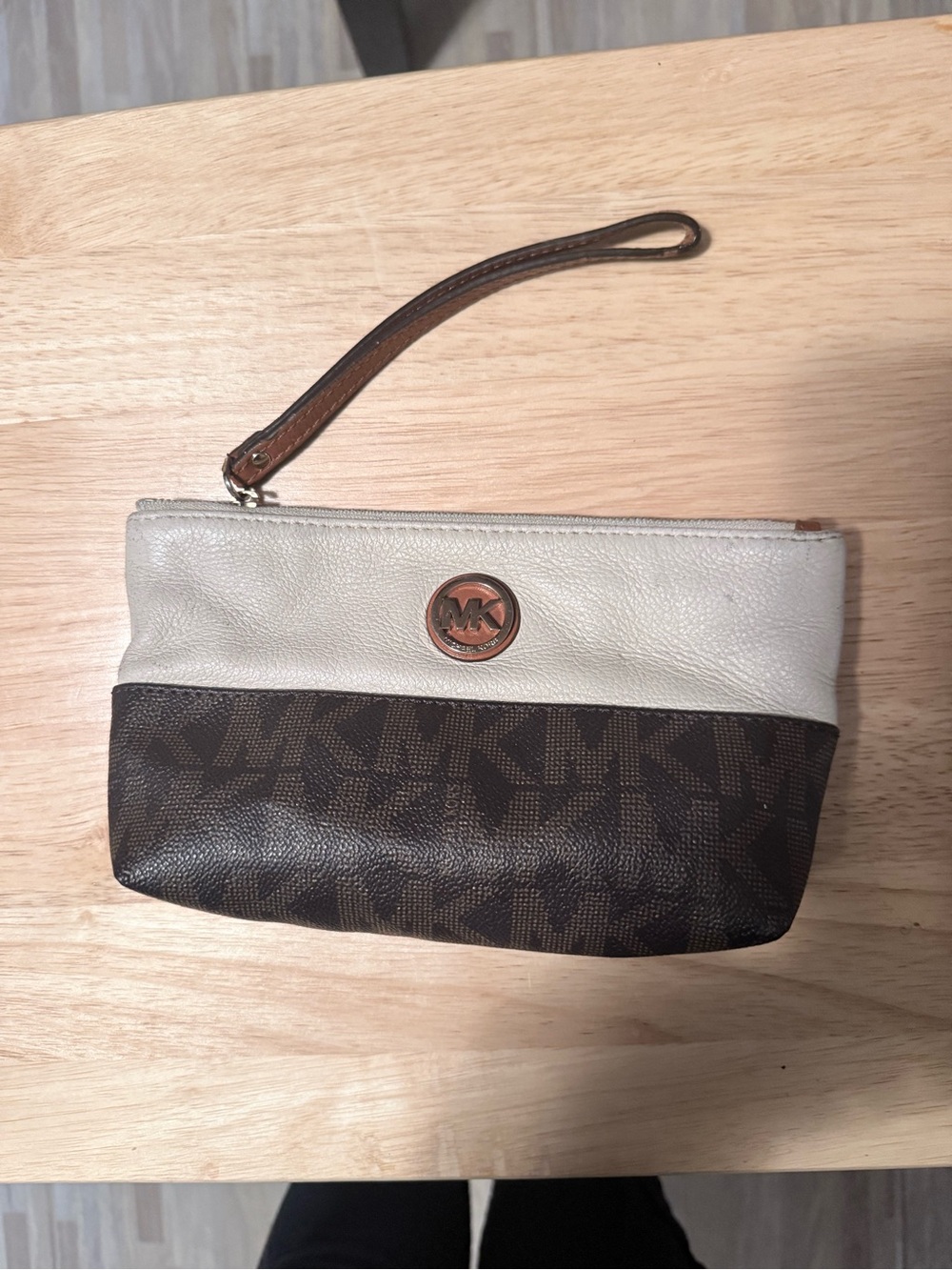 Michael Kors White and Brown Logo Wristlet Clutch